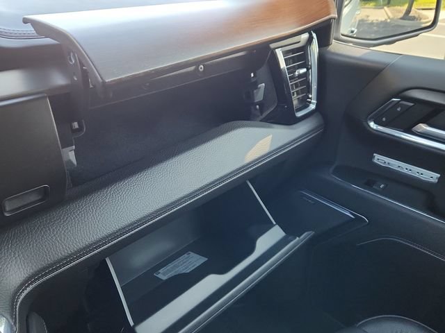 Used 2024 GMC Sierra 1500 Denali AWD/4WD image 48