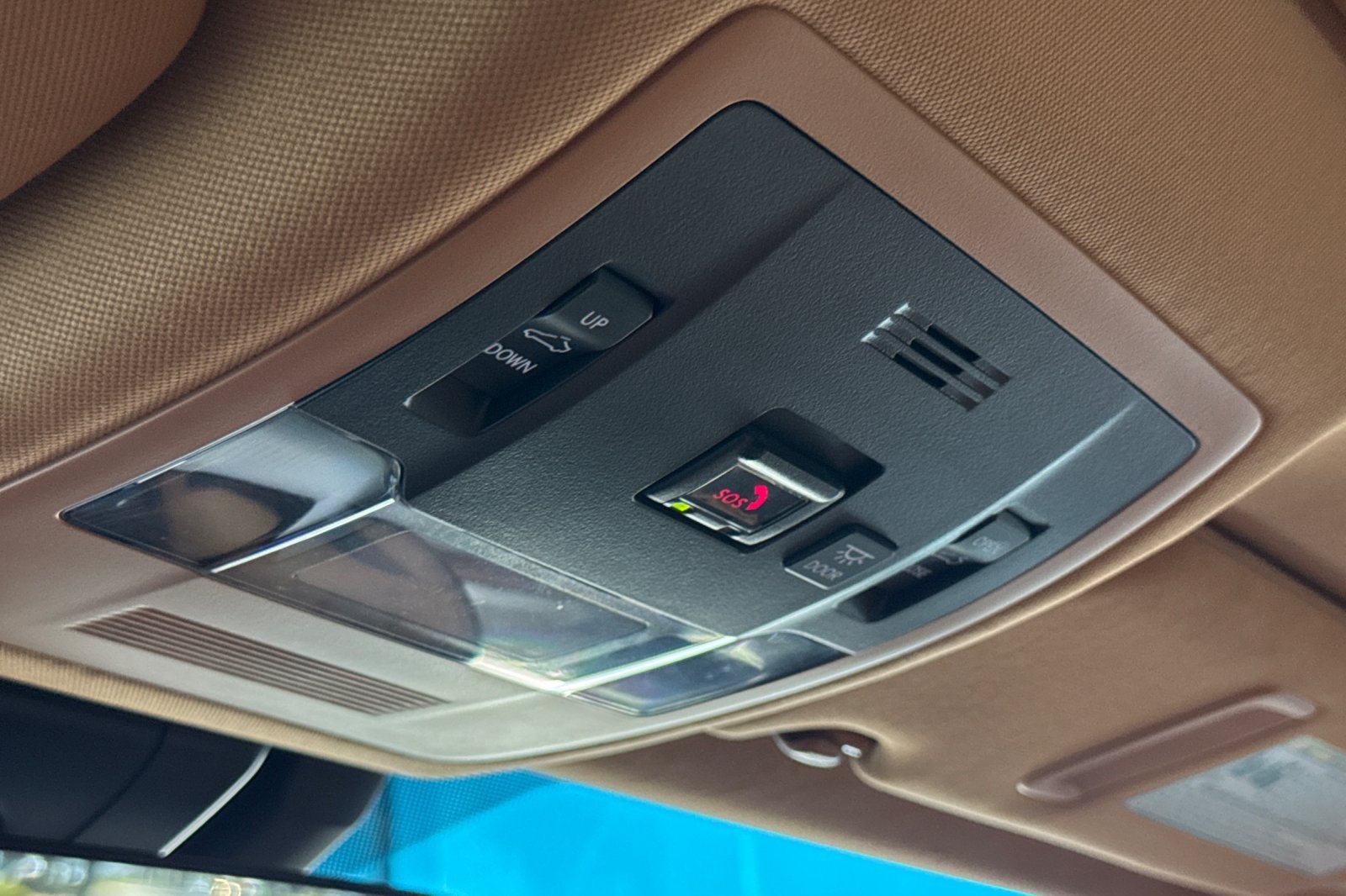 Certified 2025 Lexus ES 300h w/ Premium Package FWD image 22