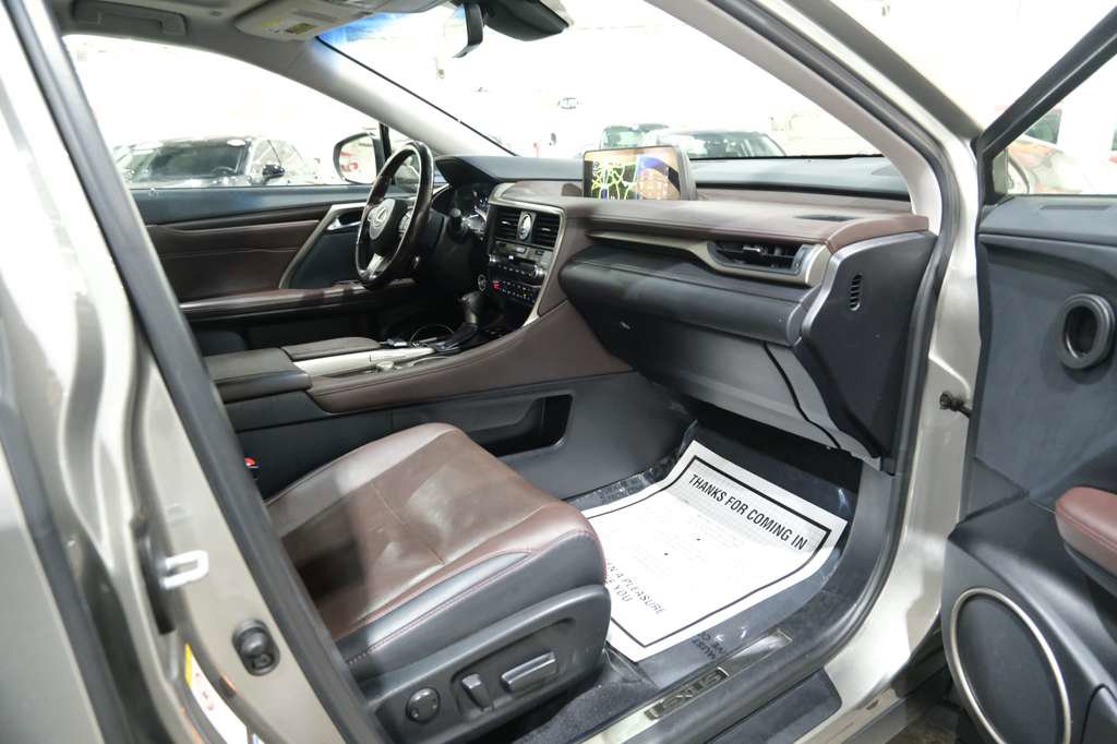 Used 2018 Lexus RX 350L AWD image 32