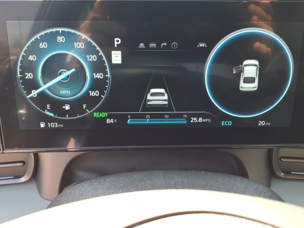 New 2026 Hyundai Elantra Limited FWD image 18