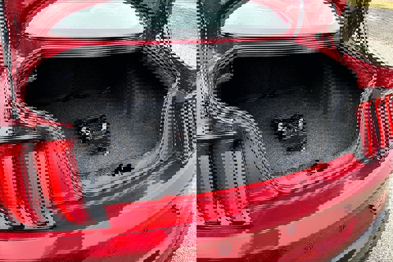 Used 2019 Ford Mustang EcoBoost image 16