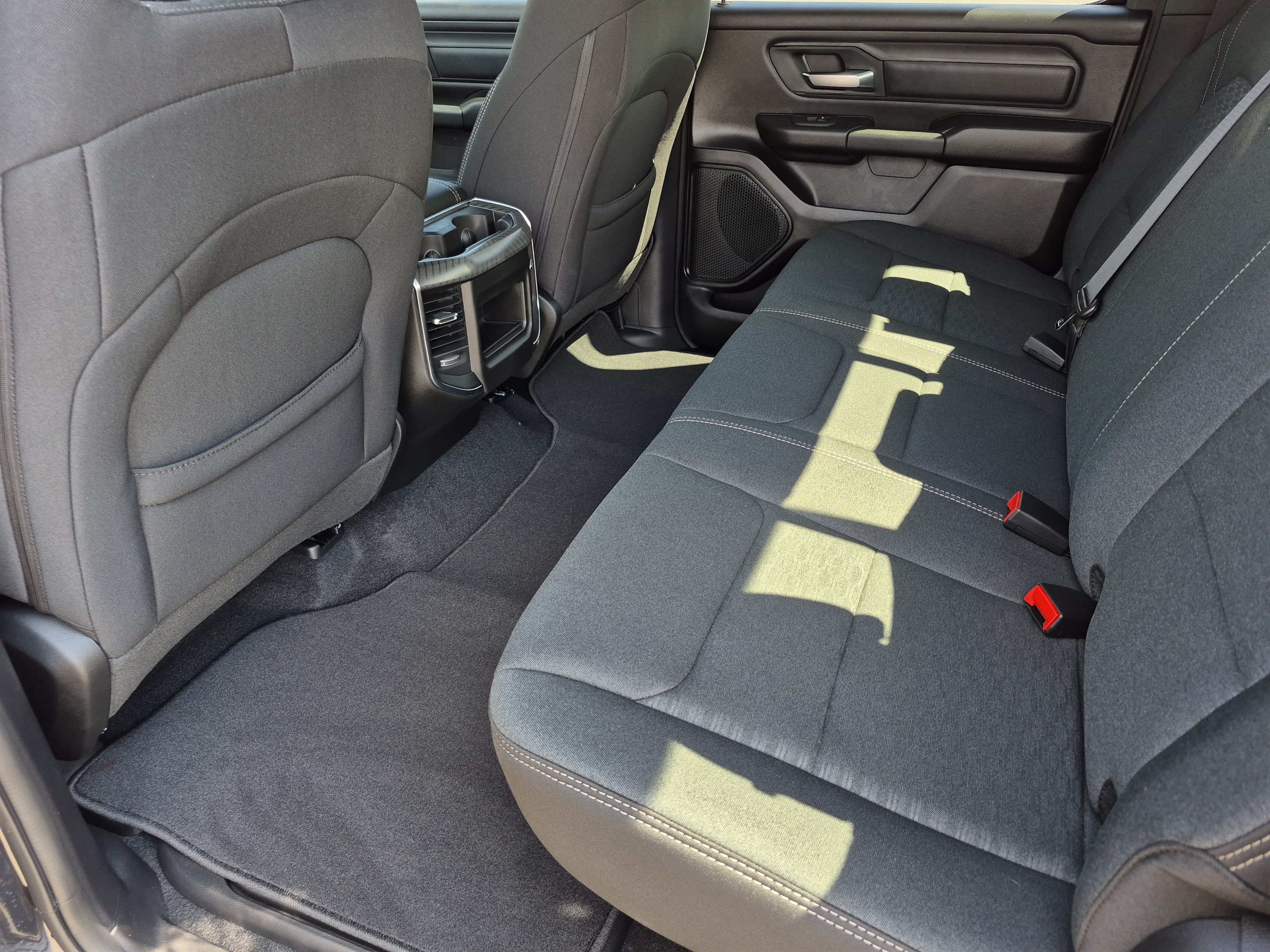 New 2026 RAM 1500 Express AWD/4WD image 28
