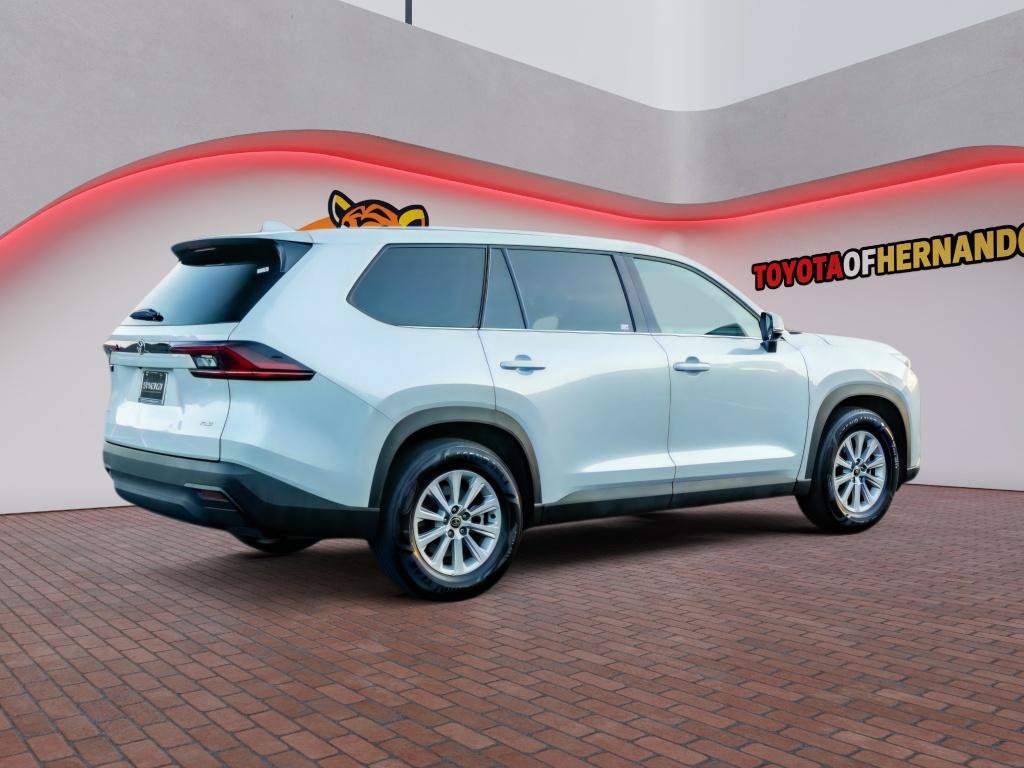 Used 2025 Toyota Grand Highlander AWD image 5