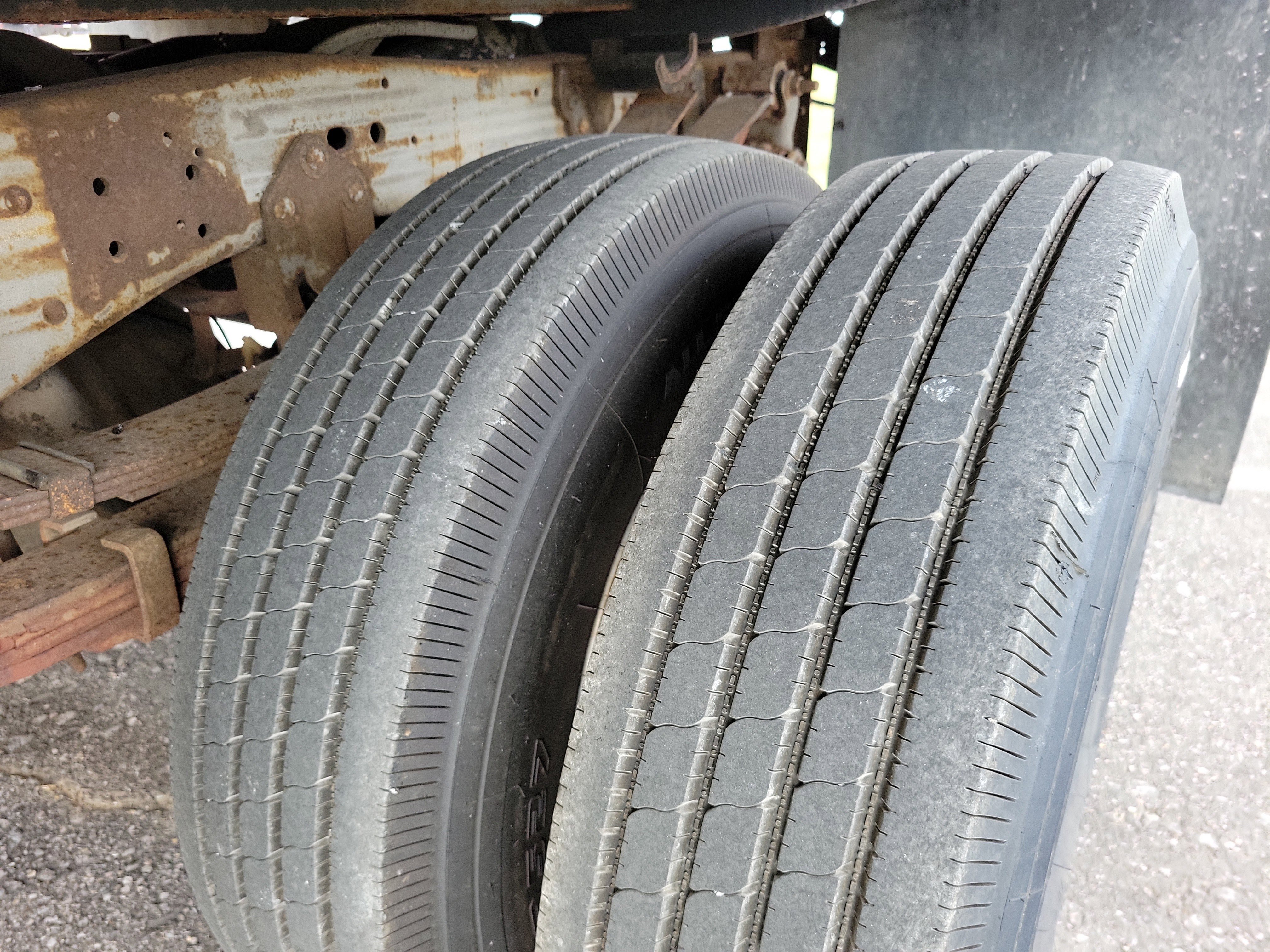 Used 1992 Ford F450 2WD Regular Cab Super Duty image 11