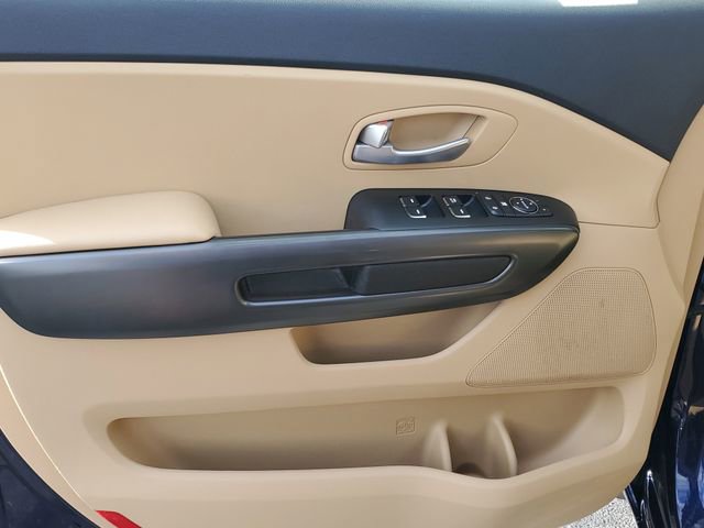 Used 2020 Kia Sedona EX image 9