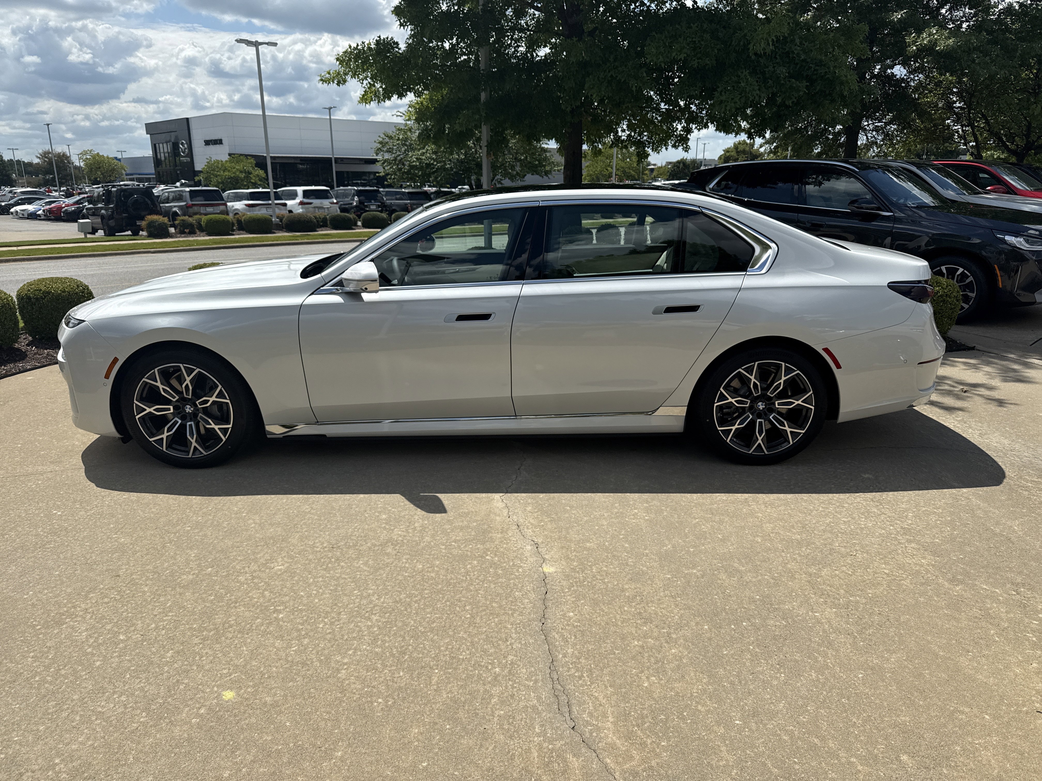 New 2026 BMW i7 eDrive50 image 2