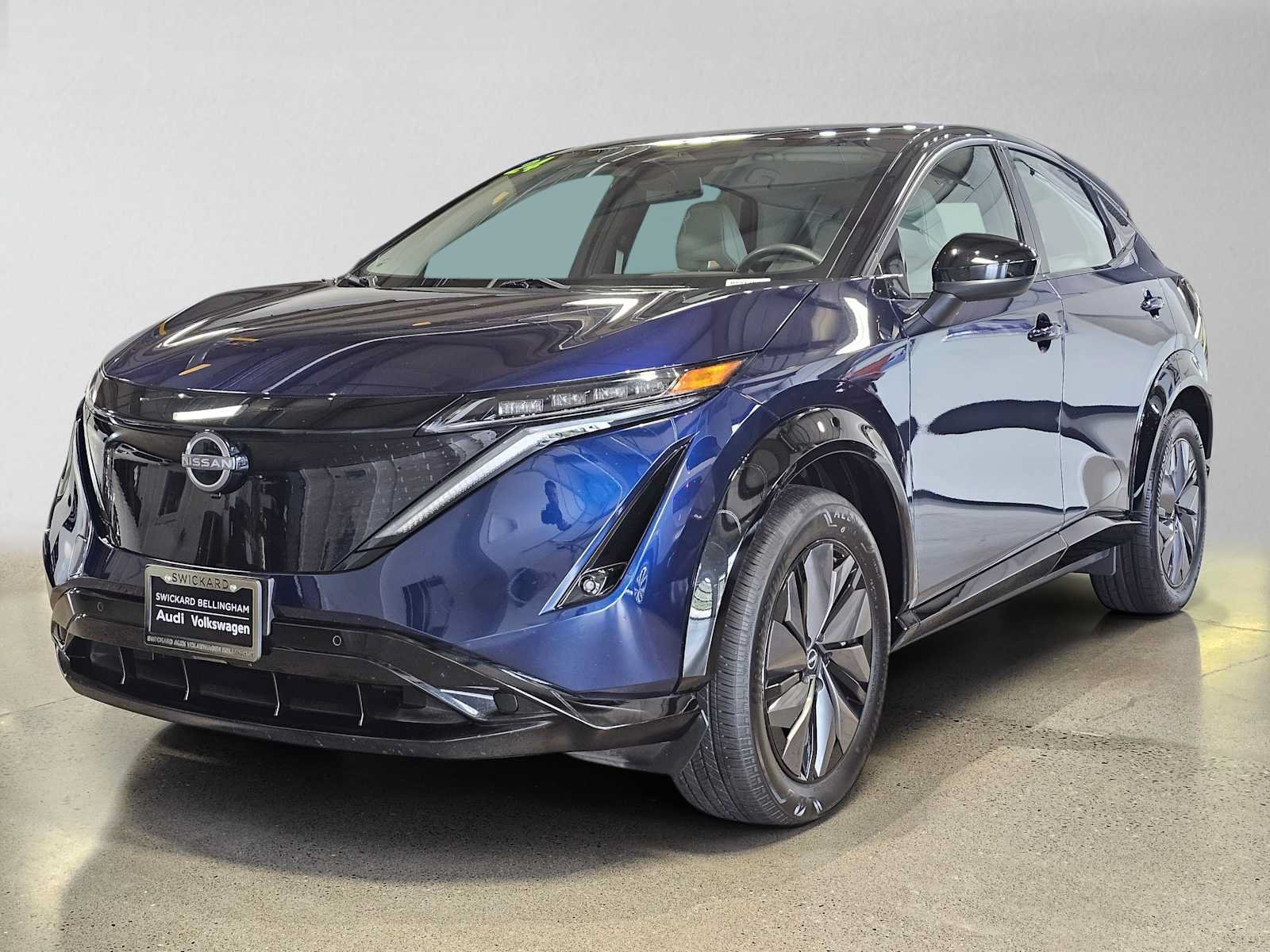Used 2024 Nissan Ariya AWD image 7