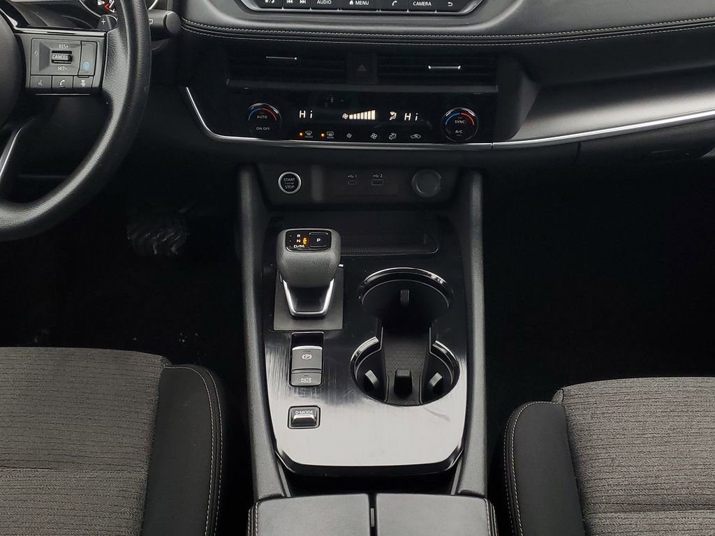 Used 2023 Nissan Rogue SV image 23