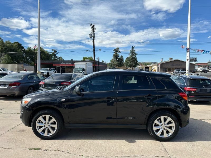 Used 2013 Mitsubishi Outlander Sport ES AWD/4WD image 4