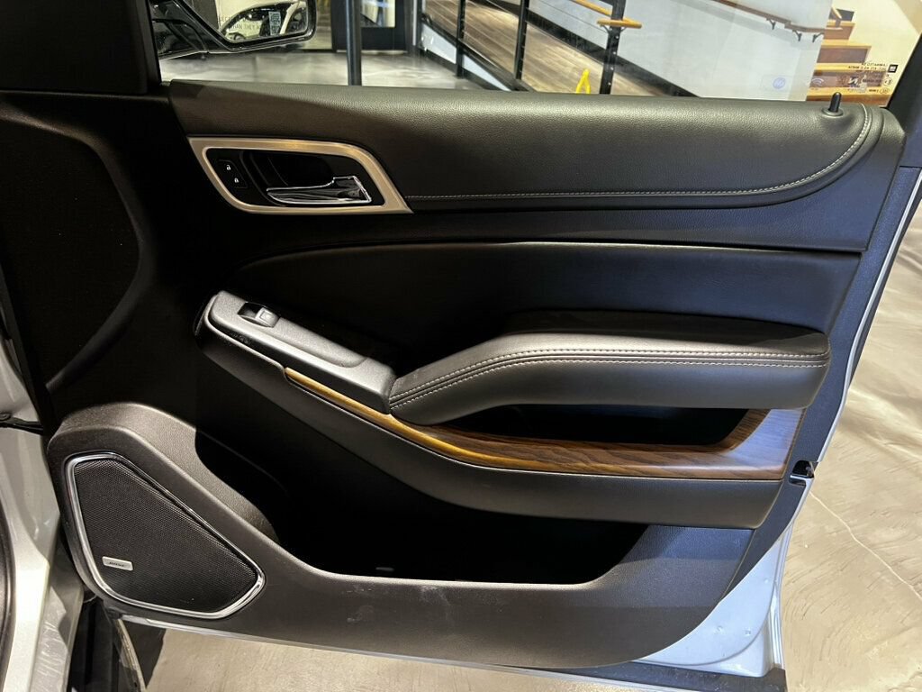 Used 2020 GMC Yukon XL Denali AWD/4WD image 24