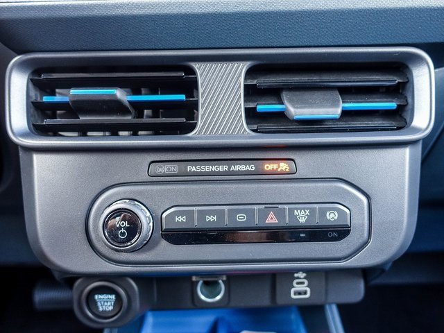 New 2025 Ford Maverick XLT w/ XLT Luxury Package image 17