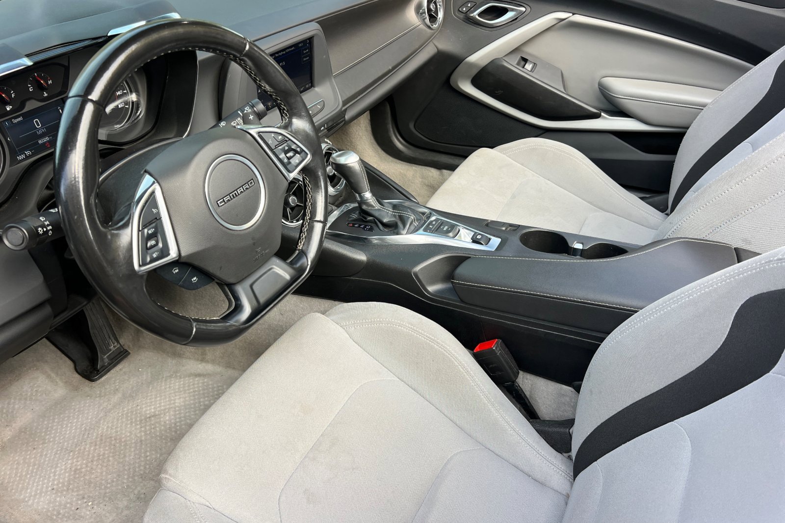 Used 2023 Chevrolet Camaro LT image 10