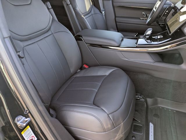 New 2026 Land Rover Range Rover Sport SE image 18