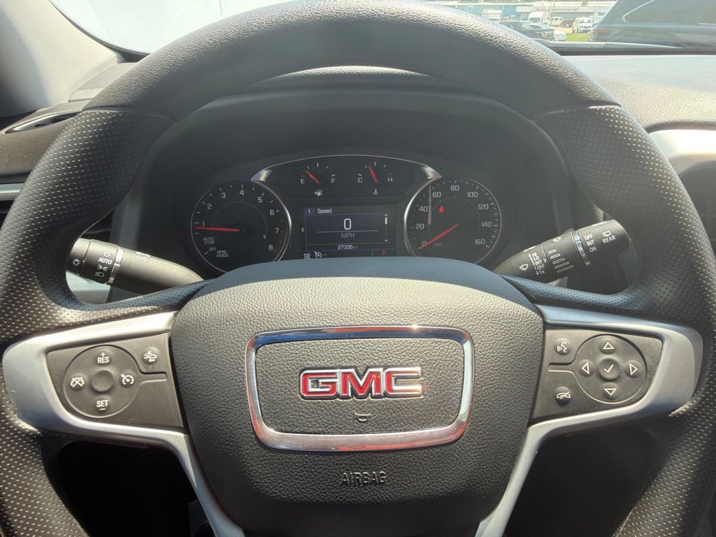 Used 2023 GMC Acadia SLE w/ Driver Convenience Package FWD image 15