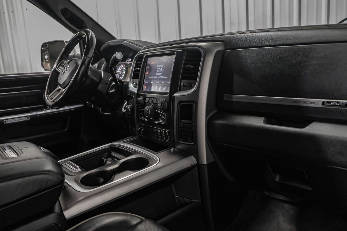 Used 2017 RAM 3500 Laramie Longhorn AWD/4WD image 13