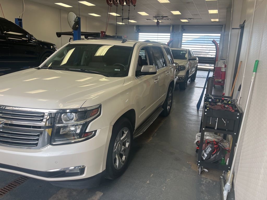 Used 2015 Chevrolet Tahoe LTZ AWD/4WD image 6