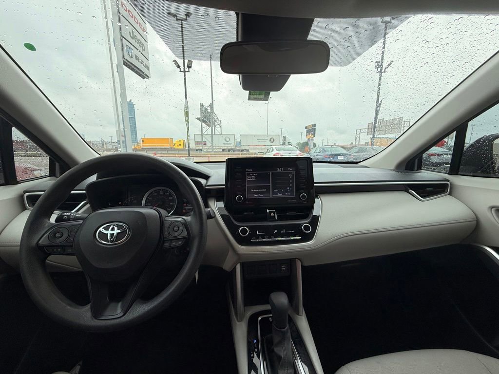 Used 2022 Toyota Corolla Cross L FWD image 20