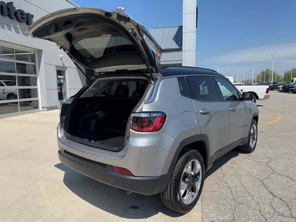 Used 2022 Jeep Compass Limited AWD/4WD image 14