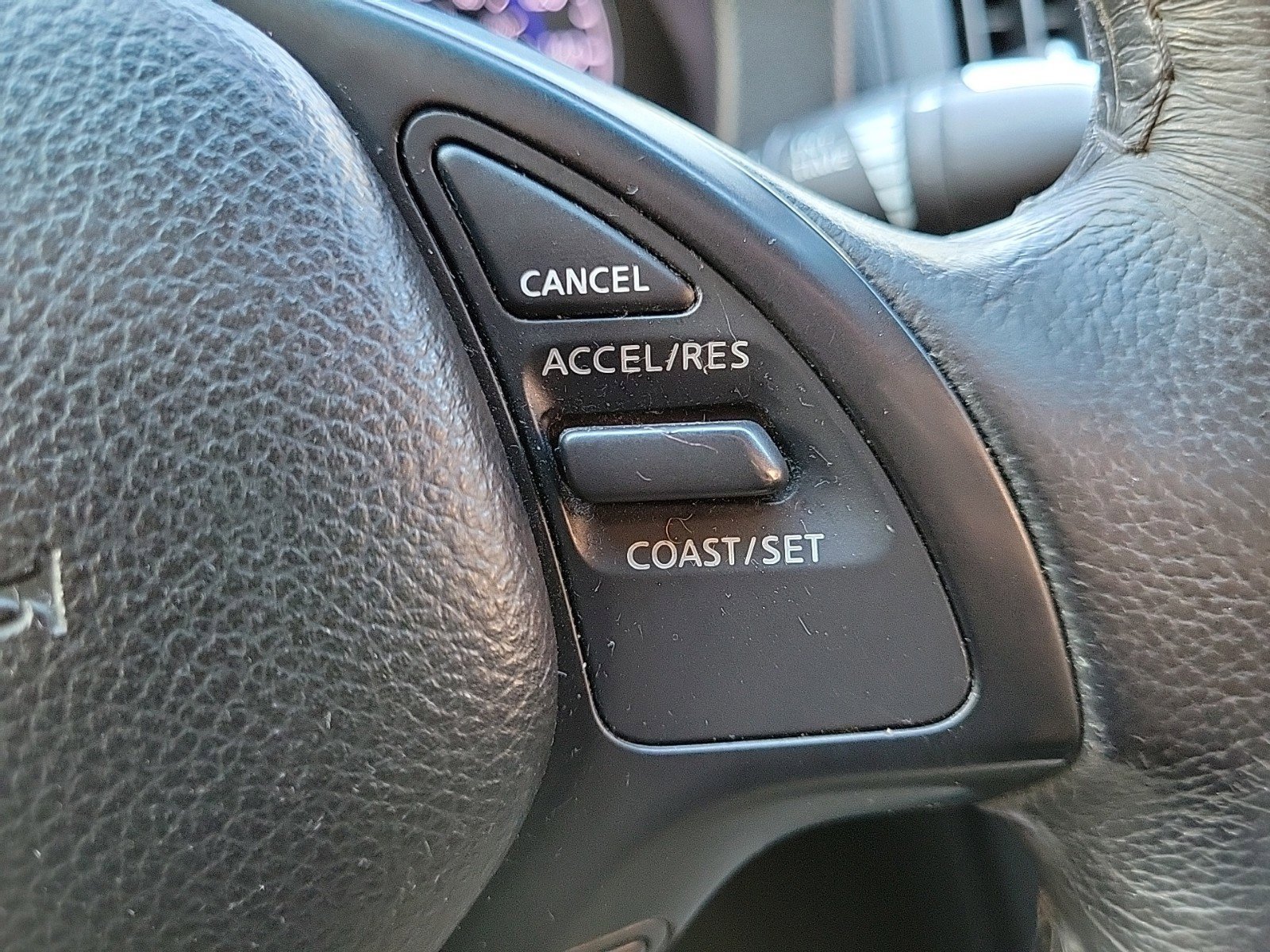 Used 2015 INFINITI Q40 AWD image 19