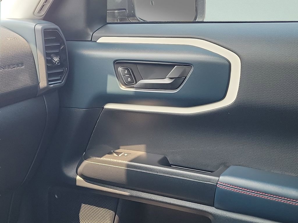 Used 2025 Ford Bronco Sport Heritage image 13