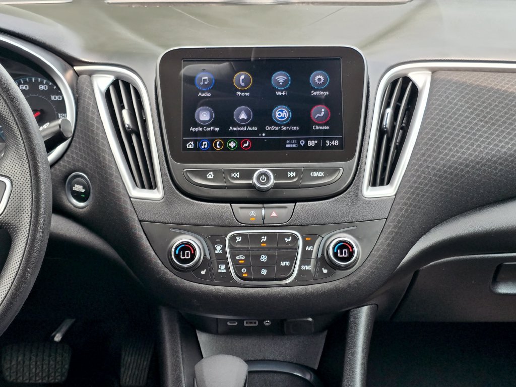 Certified 2025 Chevrolet Malibu LT FWD image 17