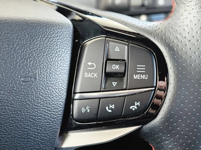 Used 2025 Ford Explorer ST-Line w/ ST-Line Street Pack AWD/4WD image 18