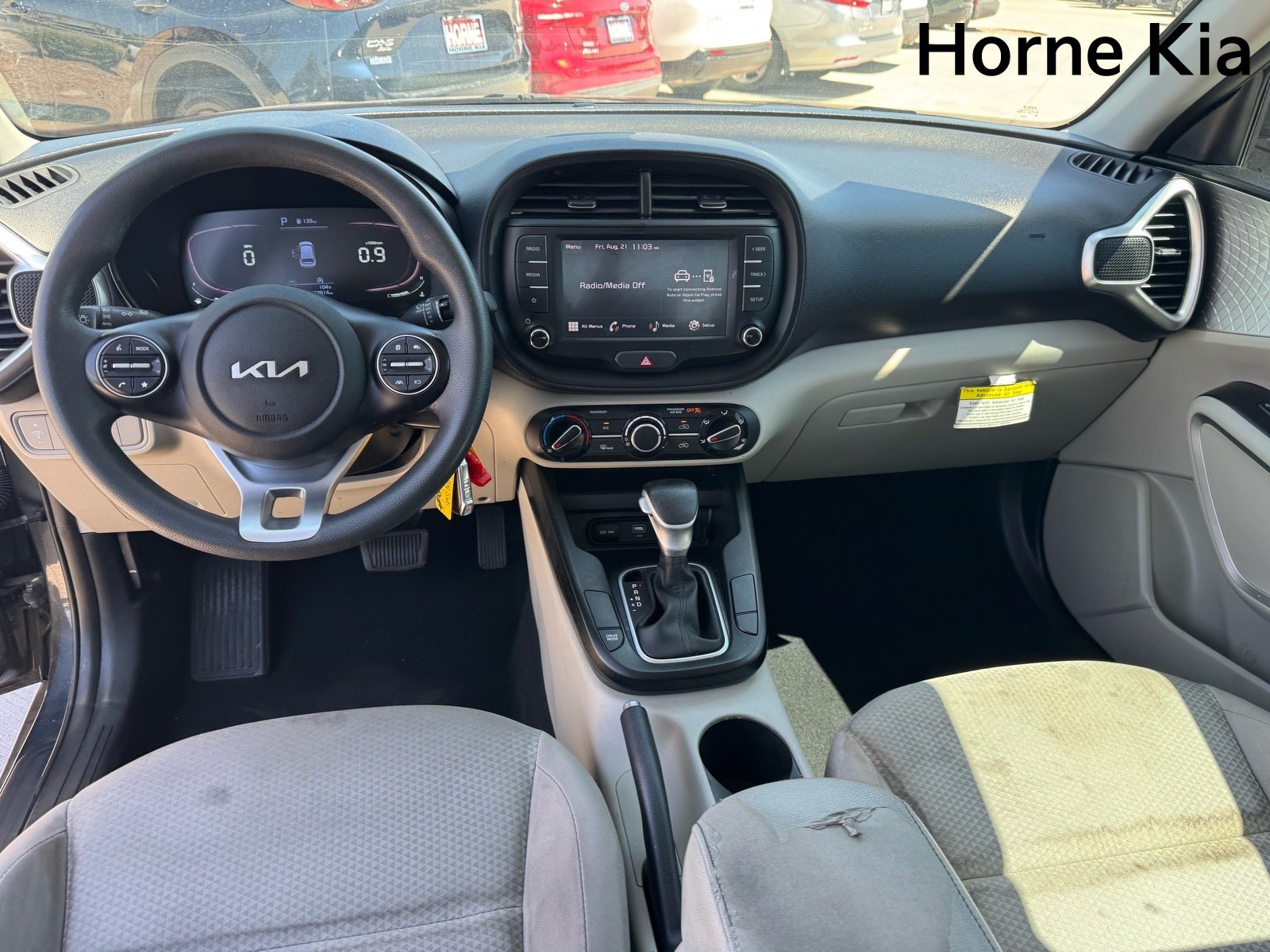 Certified 2023 Kia Soul LX FWD image 14