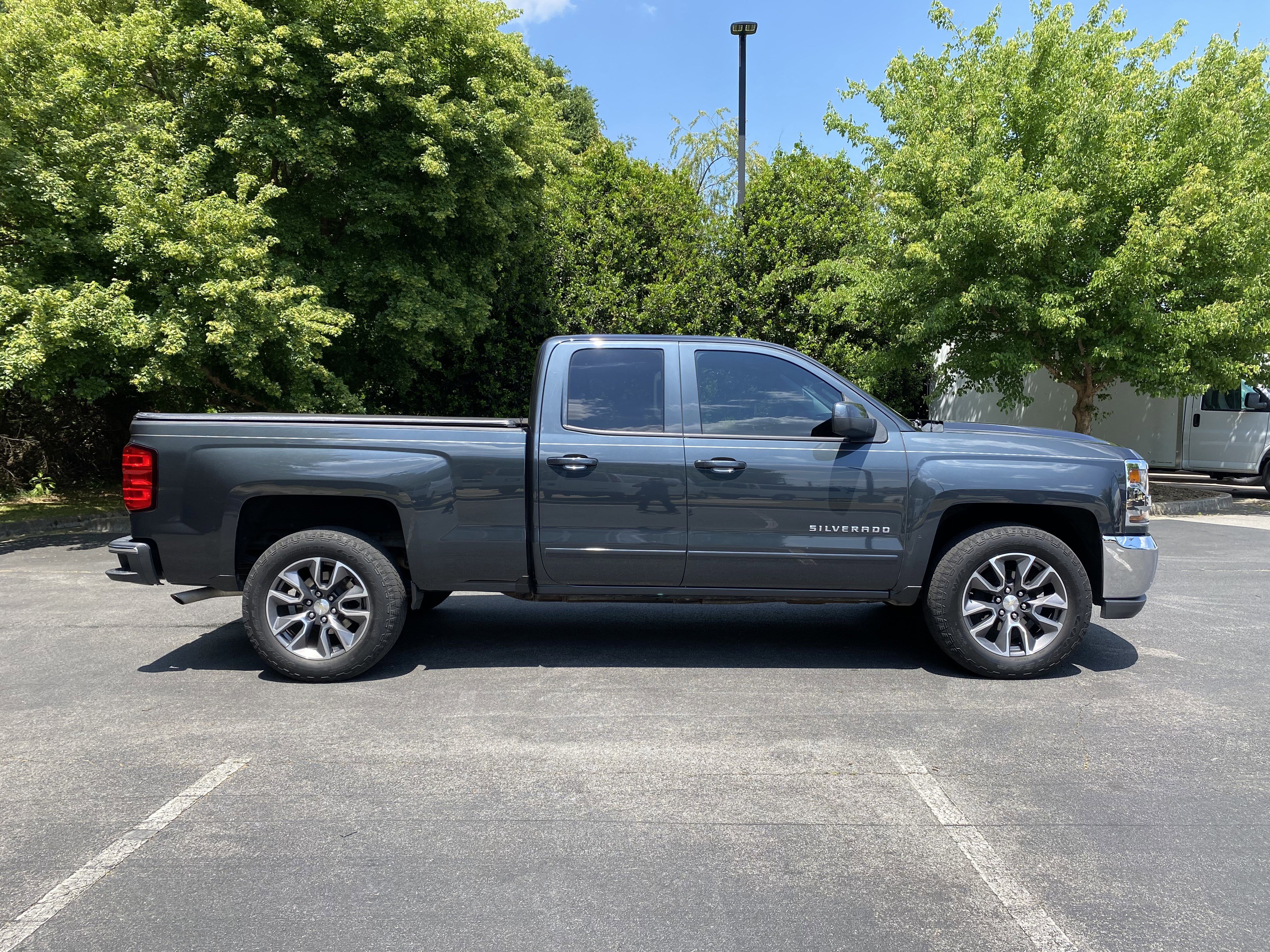 Used 2019 Chevrolet Silverado 1500 LT w/ All Star Edition RWD image 10