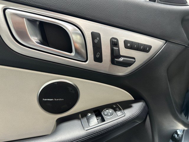 Used 2013 Mercedes-Benz SLK 250 image 44