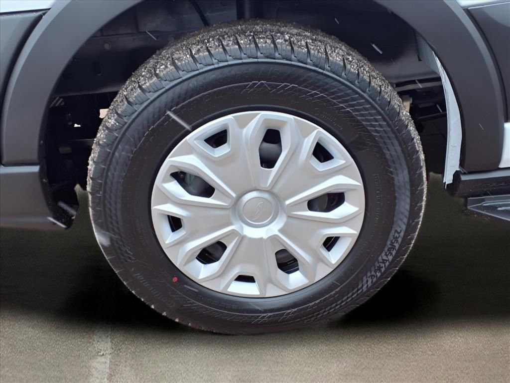 Used 2024 Ford Transit 350 XL image 18