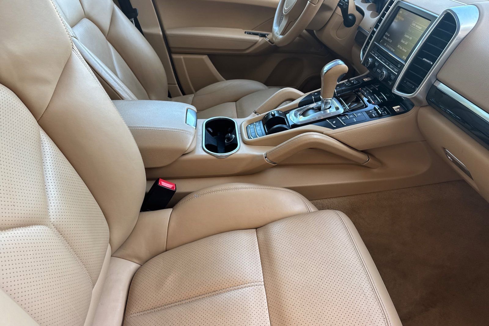 Used 2014 Porsche Cayenne AWD/4WD image 19