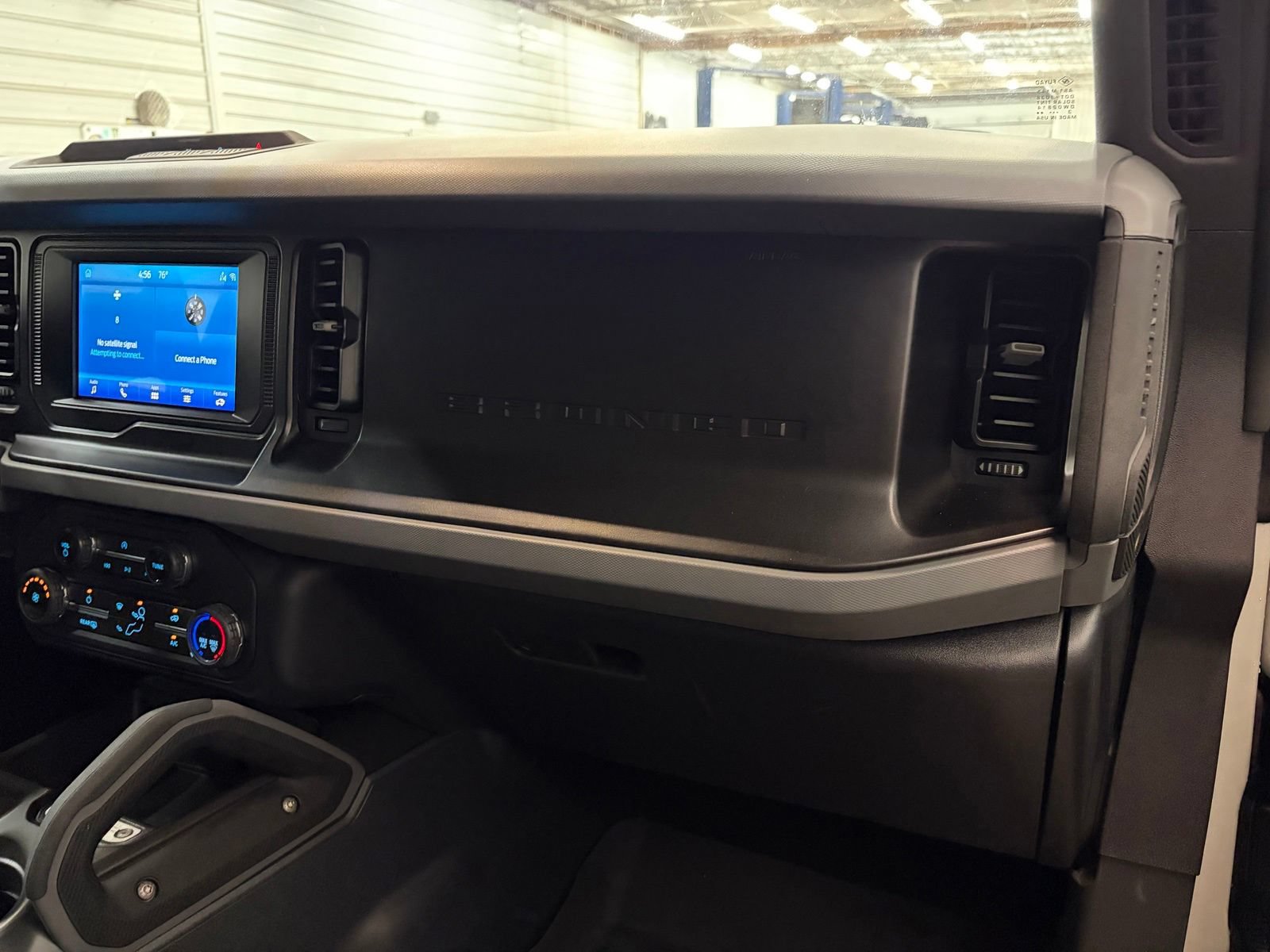 Used 2021 Ford Bronco Big Bend AWD/4WD image 17