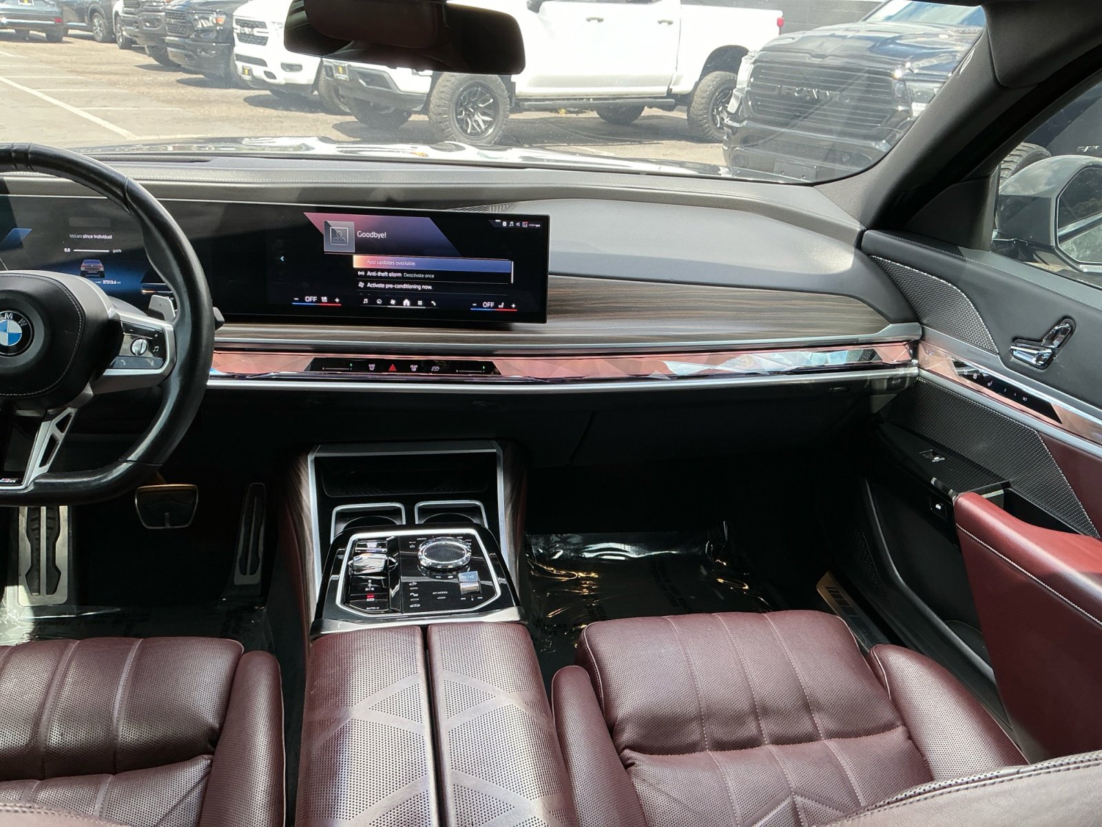 Used 2023 BMW 740i RWD image 16