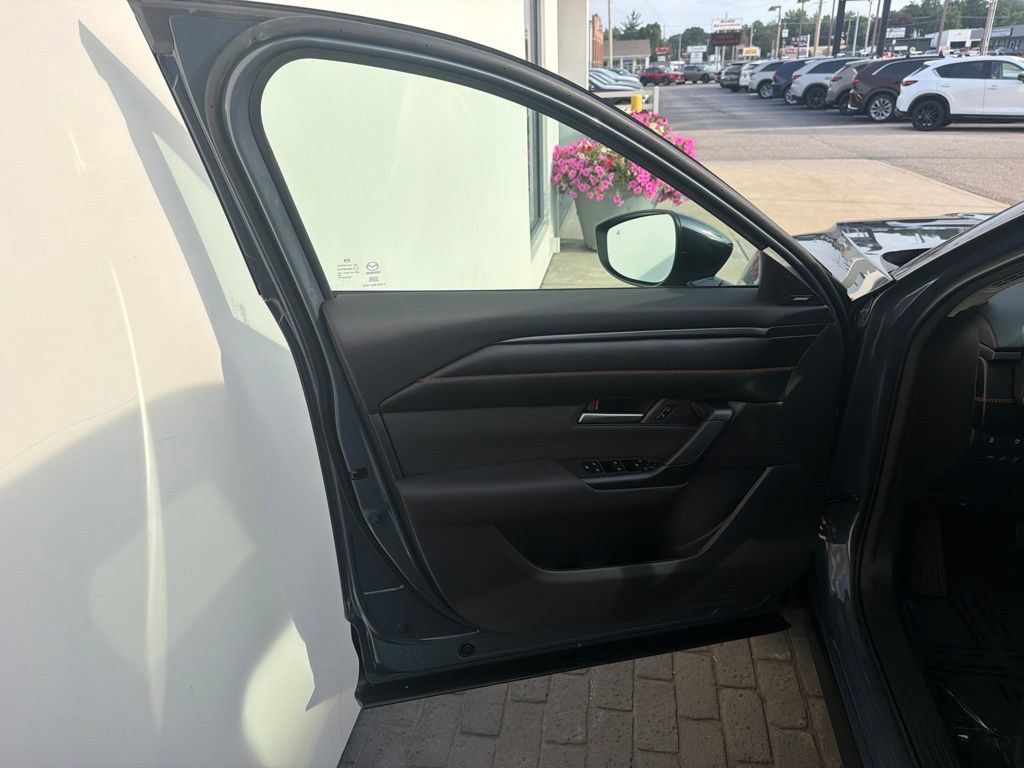 New 2026 MAZDA CX-50 AWD 2.5 S w/ Cargo Package image 22