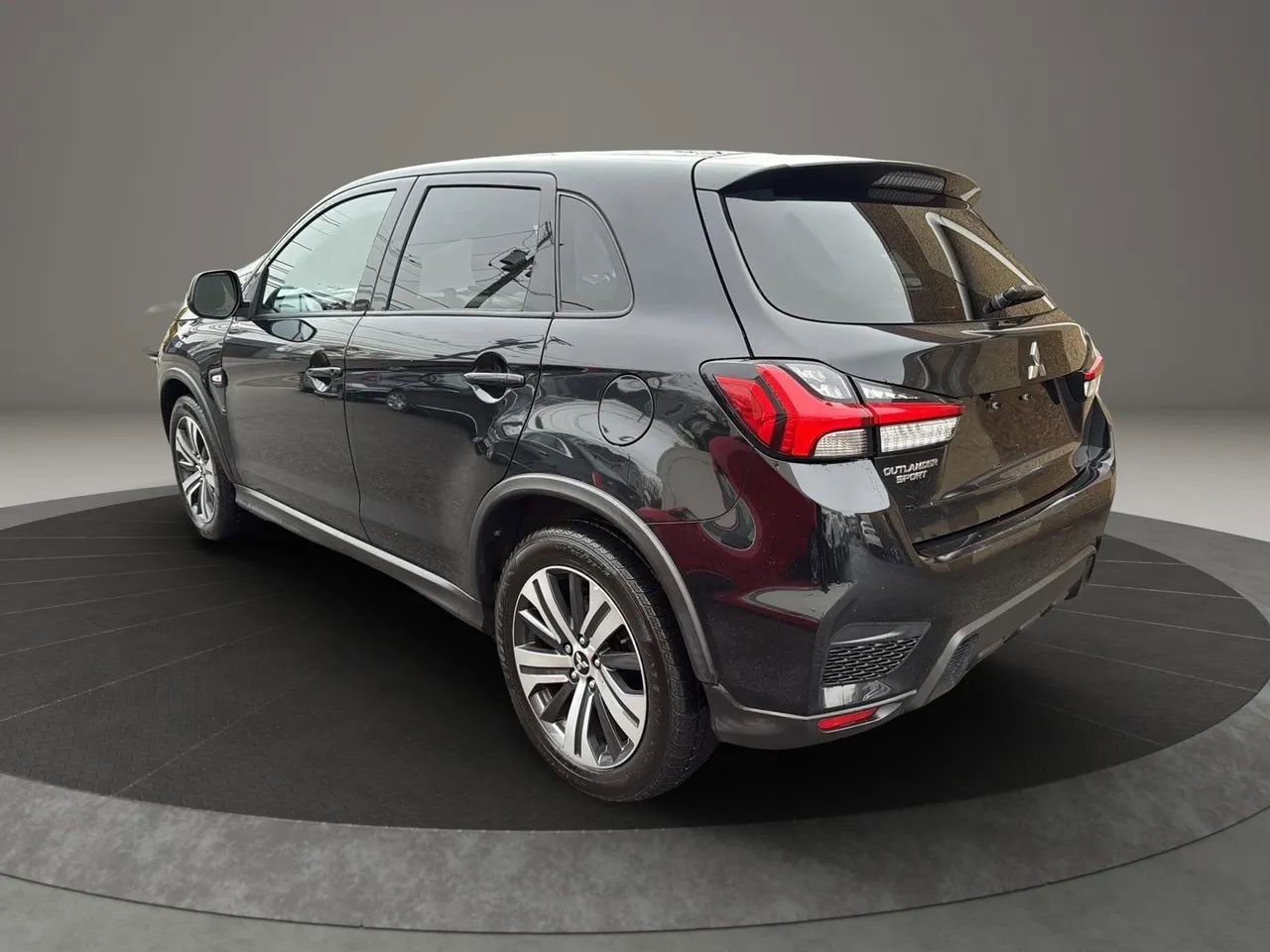 Used 2020 Mitsubishi Outlander Sport ES image 7