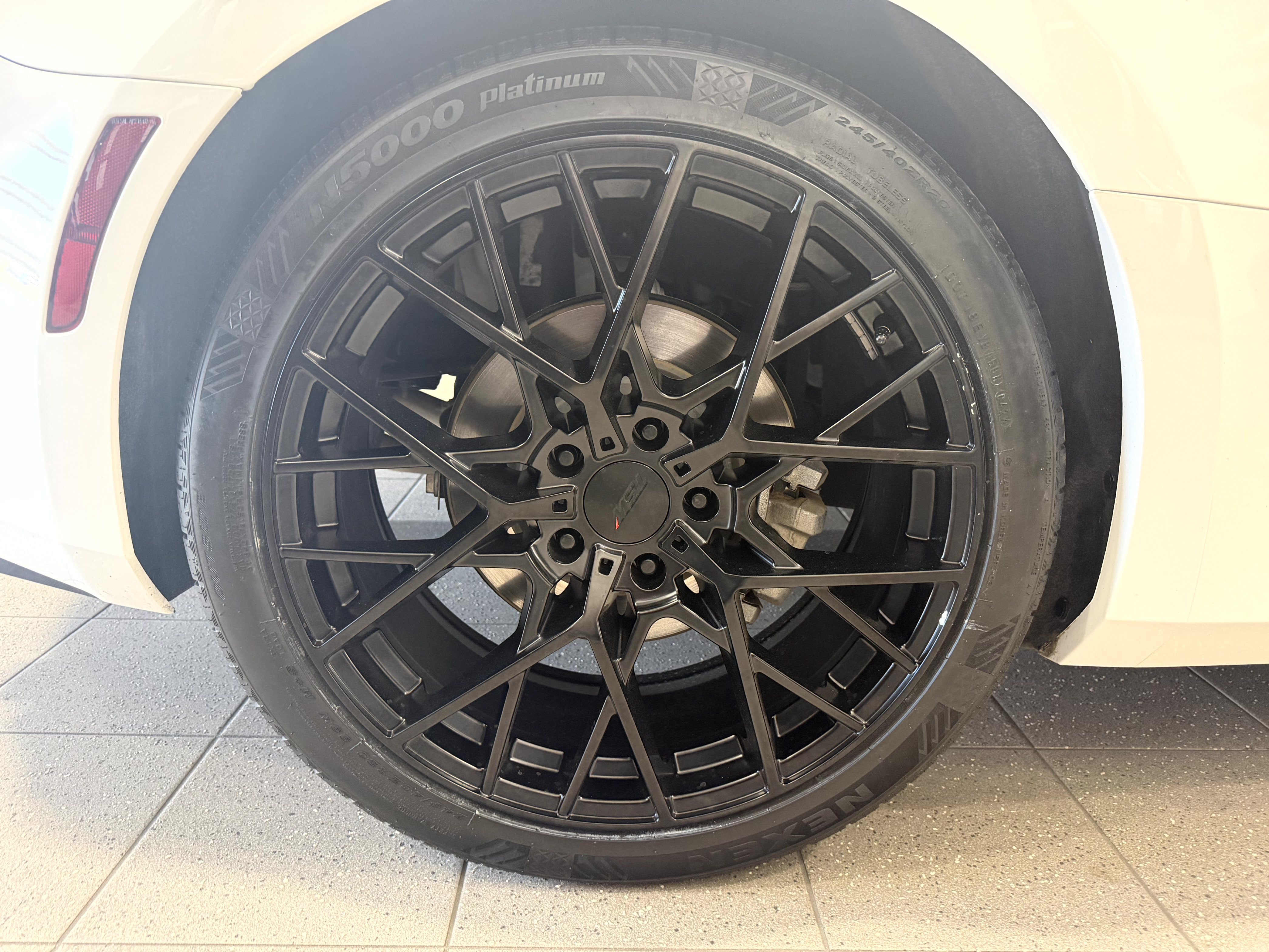 Used 2019 Chevrolet Camaro LT RWD image 10