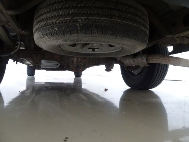 Used 2017 Chevrolet Express 2500 Extended image 13