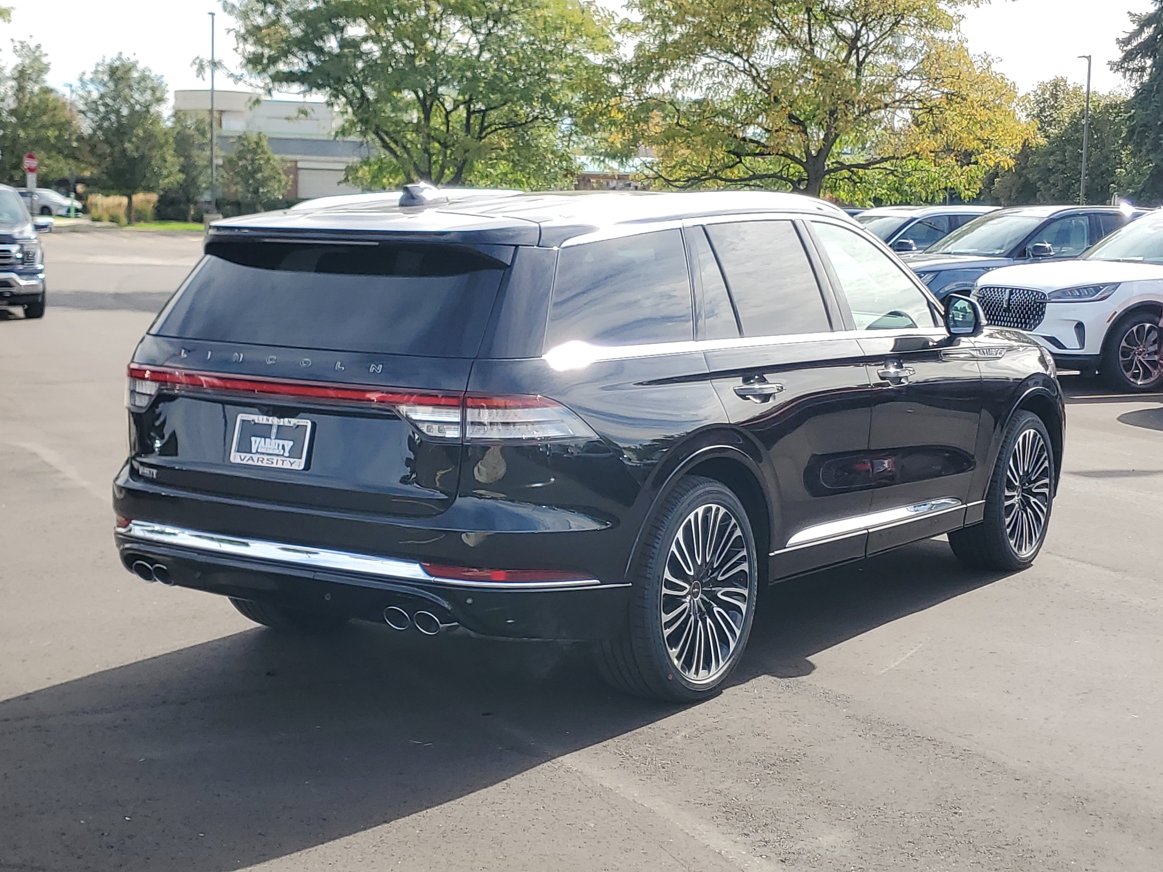 New 2027 Lincoln Aviator Black Label w/ Dynamic Handling Package AWD/4WD image 4