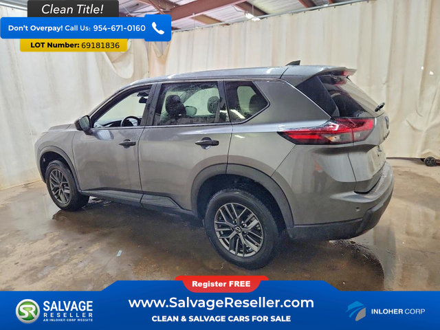 Used 2024 Nissan Rogue S FWD image 3