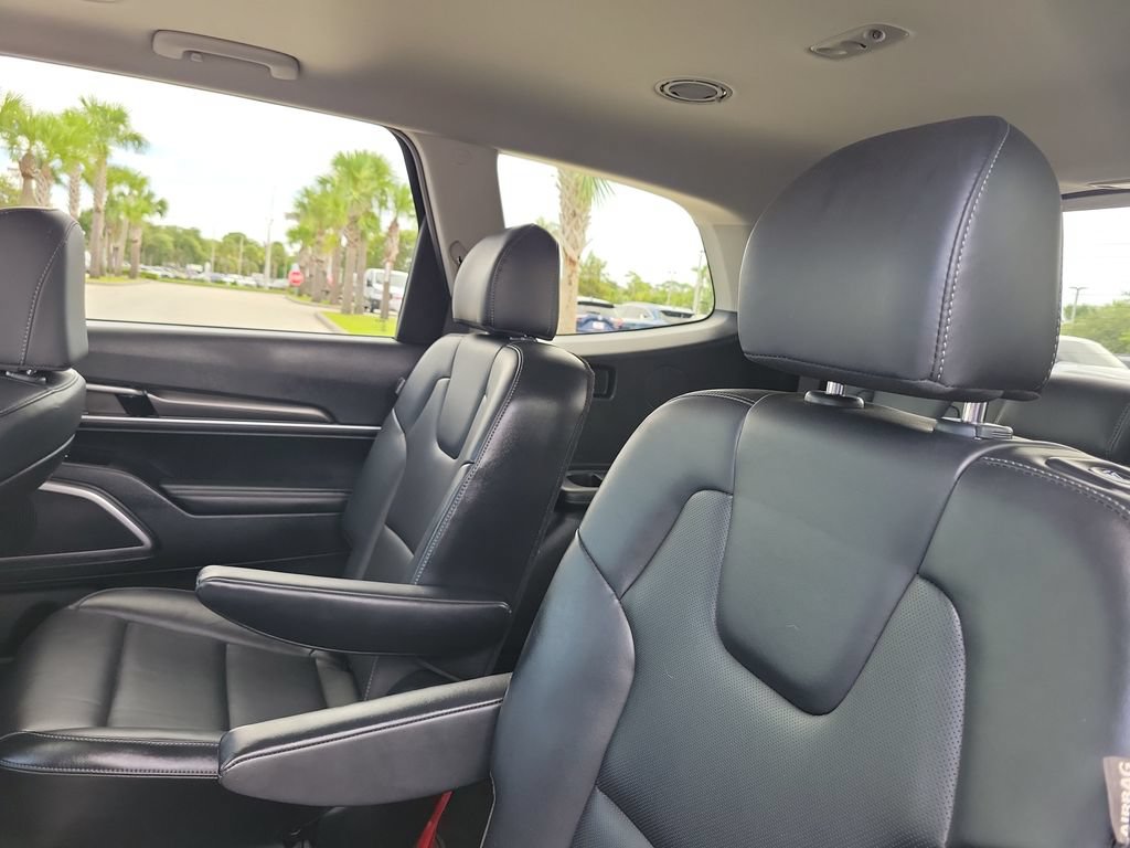 Used 2025 Kia Telluride S AWD/4WD image 25