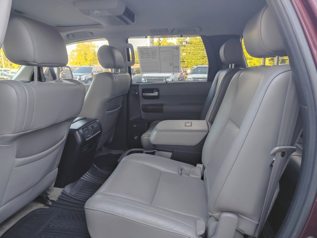 Used 2010 Toyota Sequoia Platinum image 7