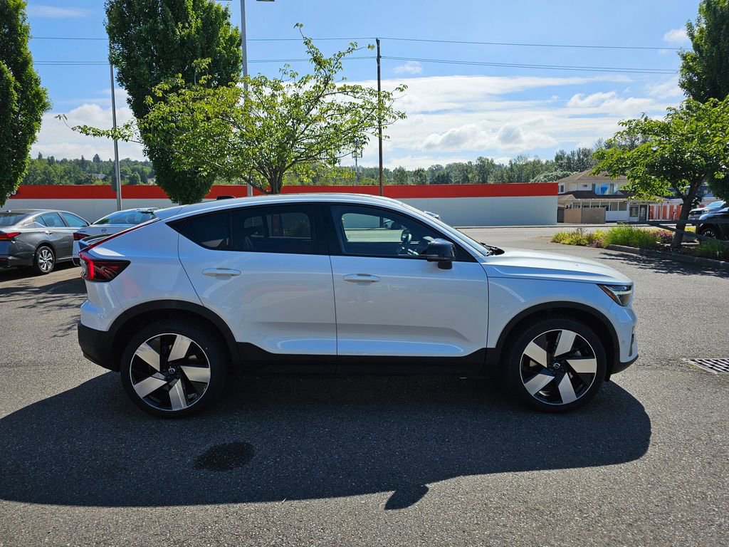 Used 2023 Volvo C40 P8 Recharge Ultimate image 4