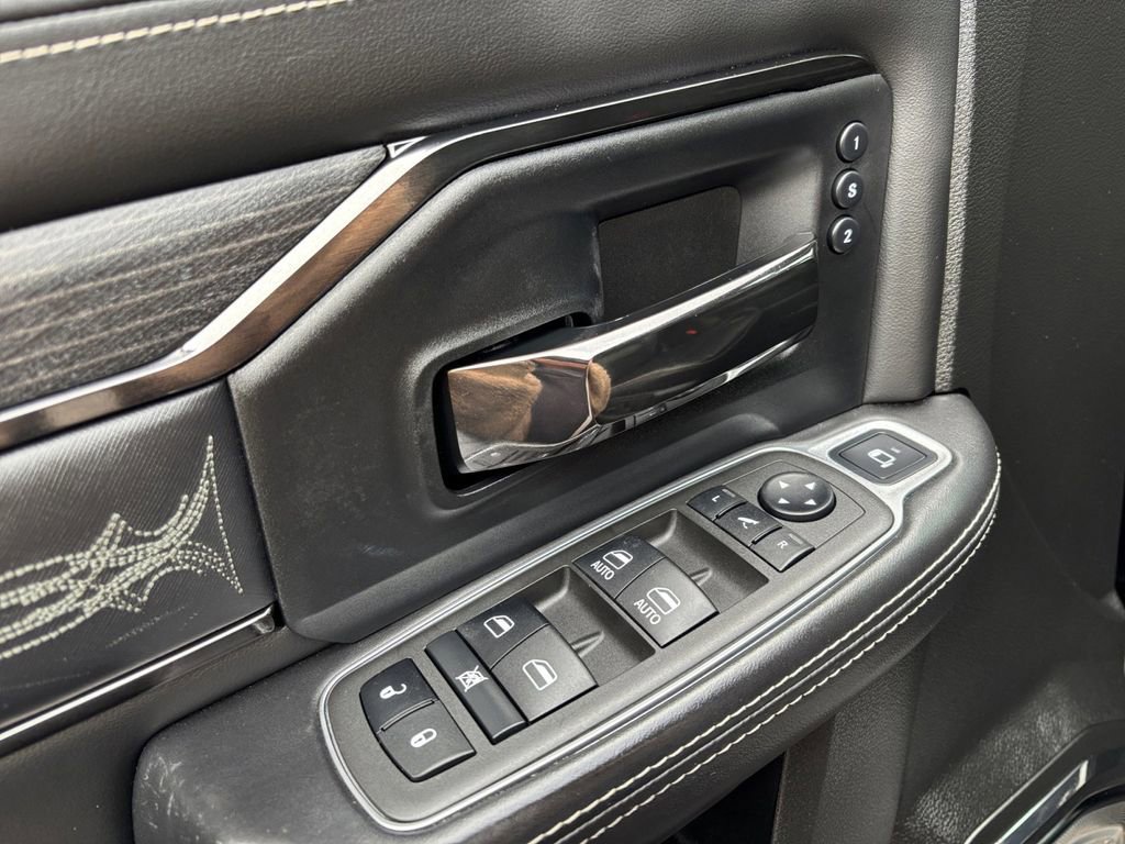 Used 2022 RAM 3500 Limited image 16