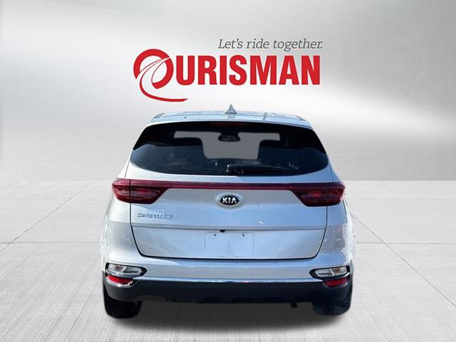 Used 2022 Kia Sportage LX image 3