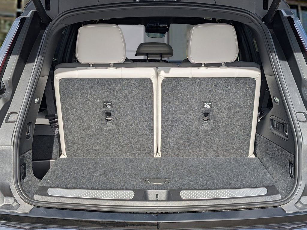 New 2026 Cadillac Vistiq Sport image 12