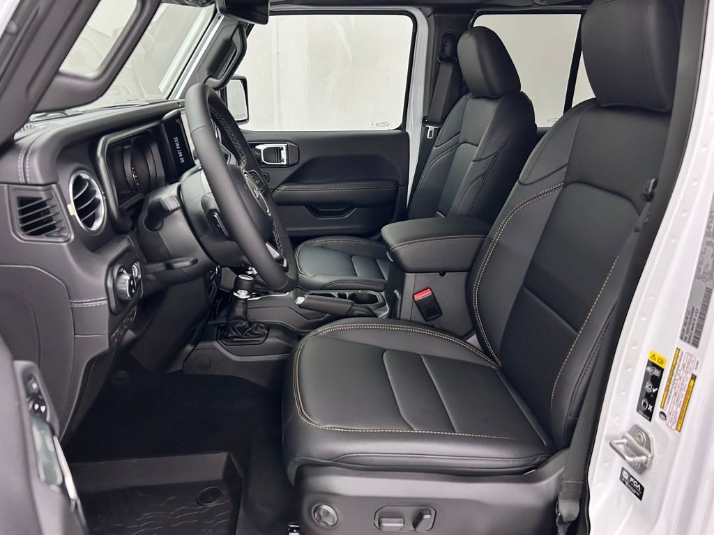 New 2025 Jeep Gladiator Sport image 14