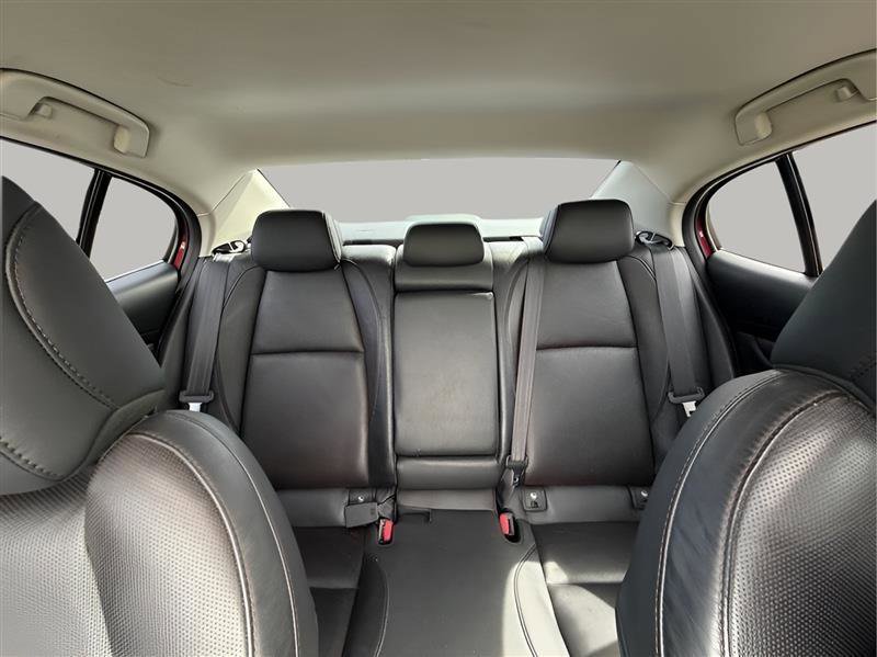 Used 2021 MAZDA MAZDA3 s FWD image 50