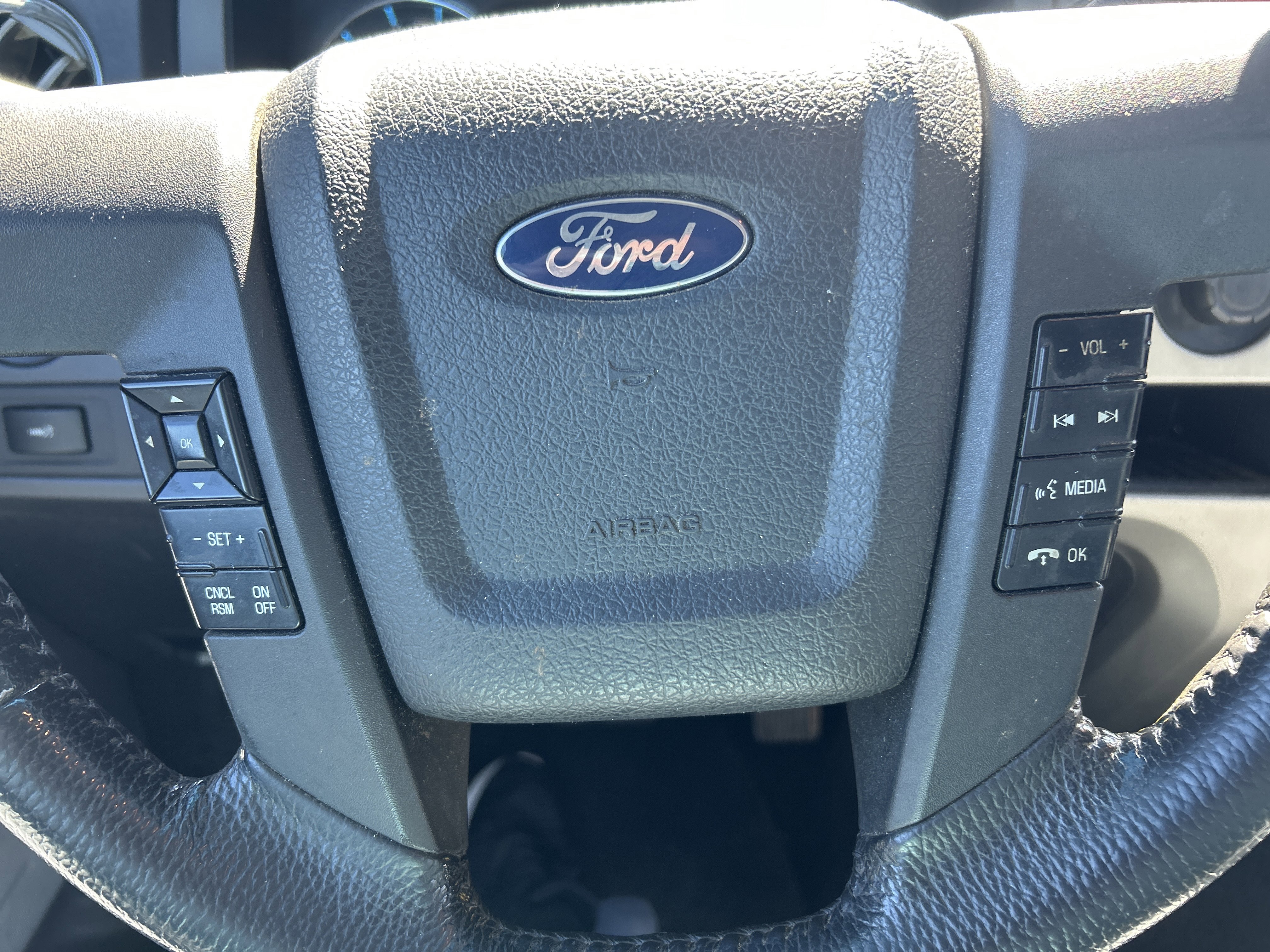 Used 2011 Ford F150 XLT w/ XLT Chrome Pkg image 24