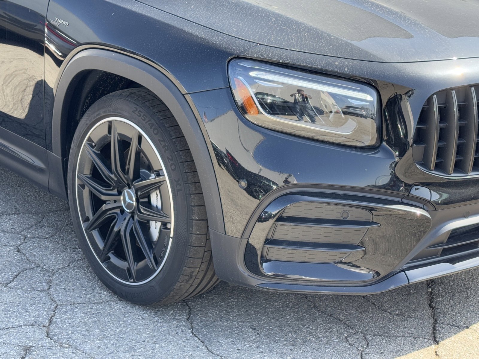 New 2025 Mercedes-Benz GLB 35 AMG 4MATIC image 4