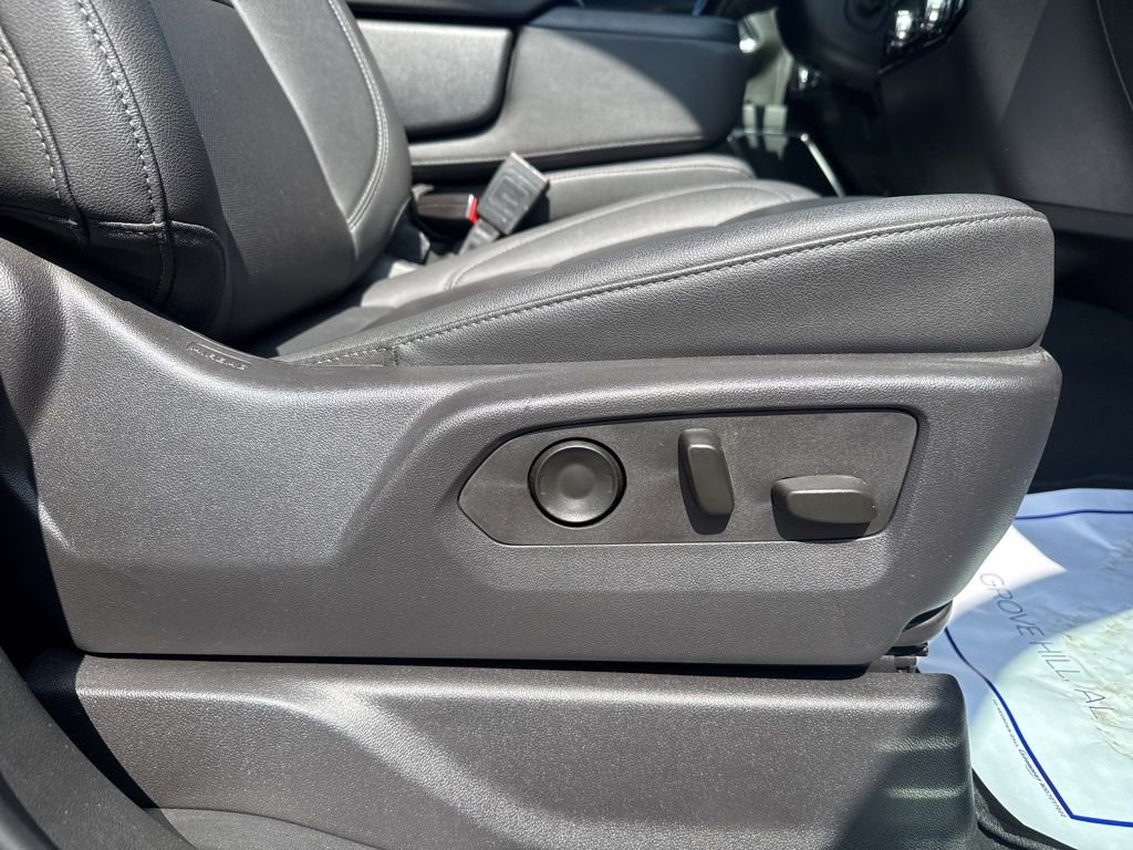 Used 2024 GMC Sierra 1500 SLT AWD/4WD image 24